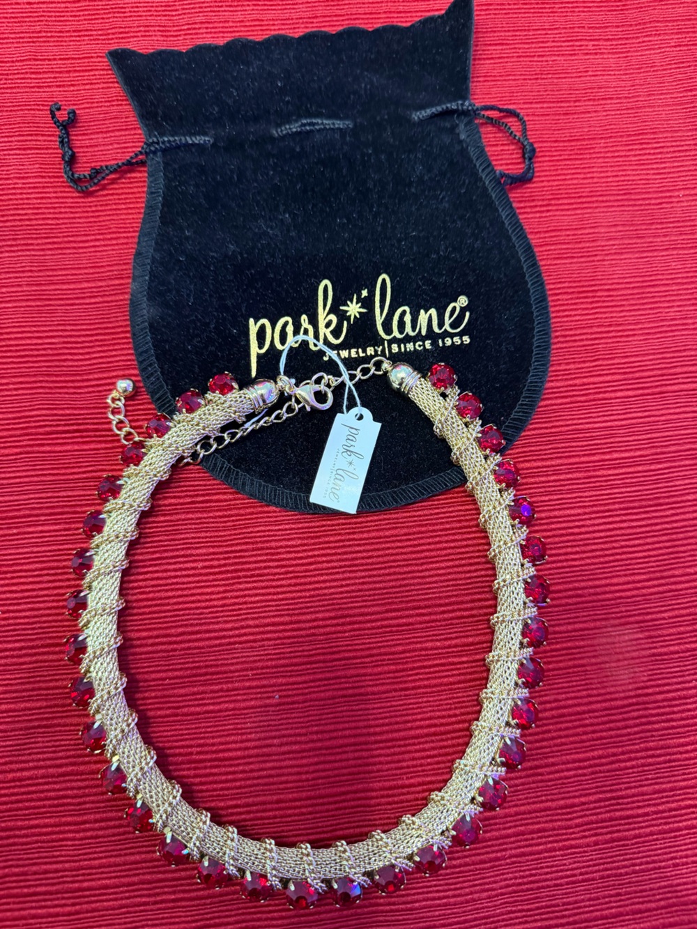 Park Lane Magic Kingdom Necklace NWT Retired Ruby Red Statement $191